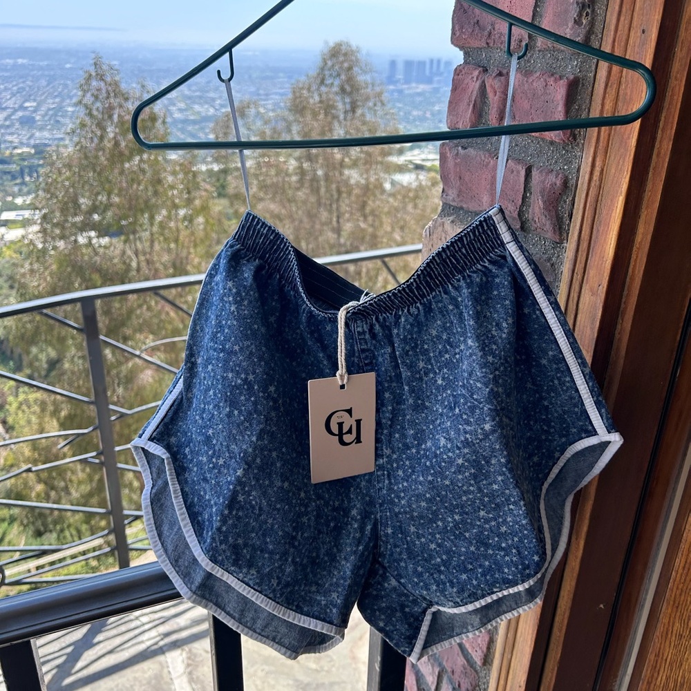 Chasing Unicorns Shorts NWT
